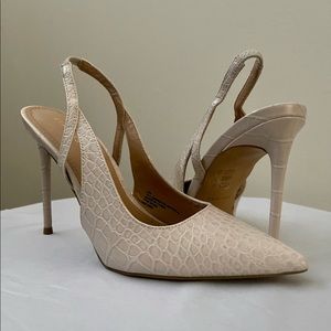 Express Croc-Embossed Slingback Pumps, Cream, Size 9